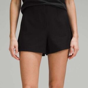 Lululemon Utilitech Relaxed Fit High Rise Short Black Shorts Size 14 NWT